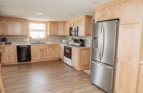 Mina Casa | Family friendly 3-bedroom Mina Lake home
