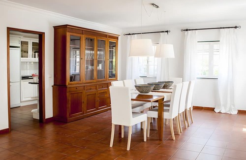 Vila Nova de Santo Andre Cabaña | Cottage 'Casa Dos Pinheiros' with Private Pool, Wi-Fi and Air Conditioning
