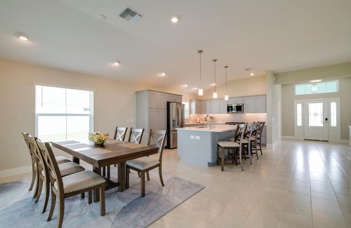 Candler Casa | Golf & Swim in The Villages! Modern Home w/Lanai