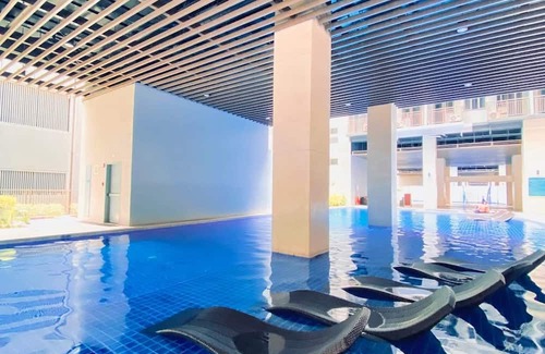 Barangay 76 Apartamento | Apartment Hotels nearest walking Distance MOA, Airport,PICC,ASEAN,SMX