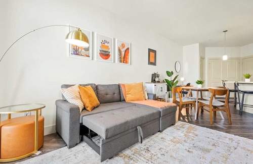 Vickery Meadow Apartamento | Café Amor I Suite w/ Resort Amenities by Midtown