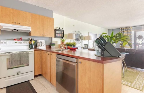 Kirkland Apartamento | Chic 1-bedroom apartment with fitness room and AC in serene Kirkland