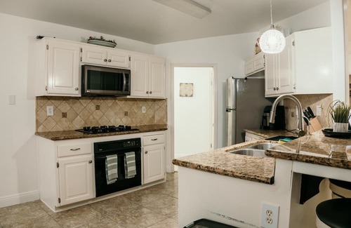 Pumpkin Center Casa | Spacious 4BDRM with a Stunning Pool+Game Room and Firepit