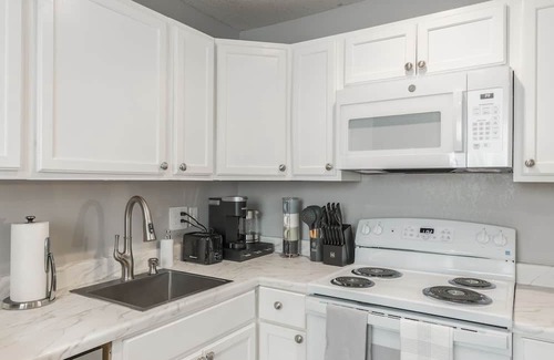 Riverside Apartamento | Relax in Cozy style/Spacious King & Queen beds