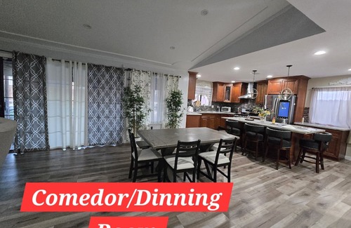 Palmdale Casa | Spacious 4-bedroom house in wonderful Palmdale with AC