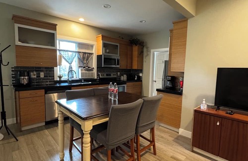 Redmond Casa | Enjoyable spacious 3-bedroom house in Redmond