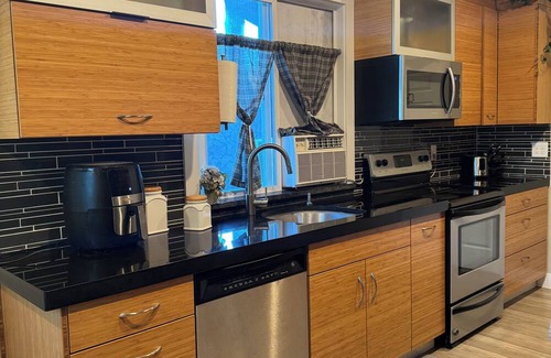 Redmond Casa | Enjoyable spacious 3-bedroom house in Redmond