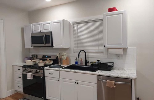 Corning Casa | Charming 3BR Downtown Corning Home – Walk to Dinning, Museums & Market Street!
