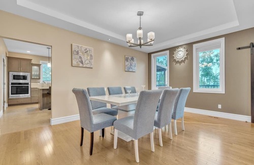West St. Paul Casa | Luxury 6-bedroom house with Long driveway in West Saint Paul