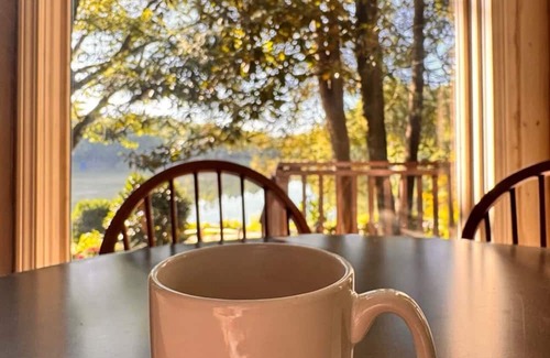 Mountain Rest Casa | Carolina Cottage- Private lakefront retreat in Mountain Rest, SC