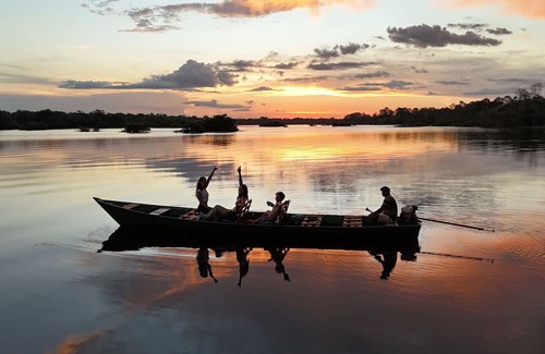 Amazon River Chalet De Esquí | Amazon Private Tours Jungle Lodge