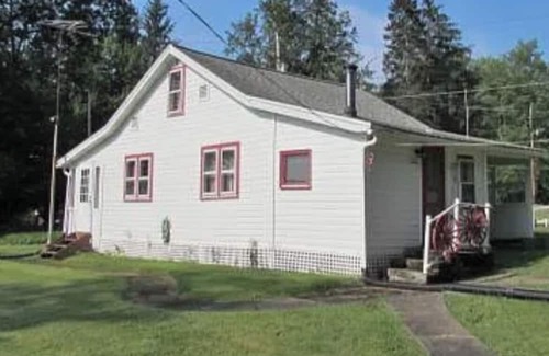 Windsor Cabaña | Charming 3-bedroom cottage in Windsor.