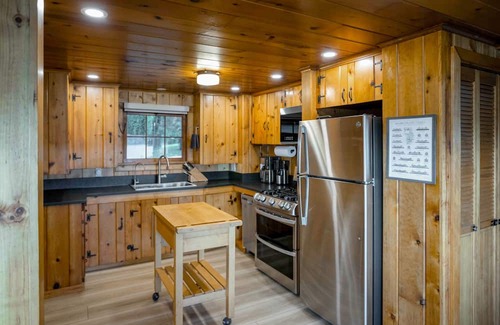 Freeland Casa | Charming waterfront home with fire pit and access to private beach