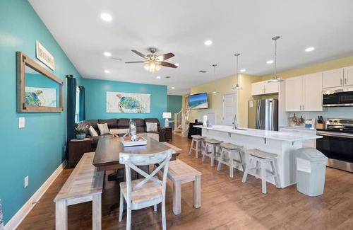 Morgantown Casa | A Turtles Pace by Liquid Life