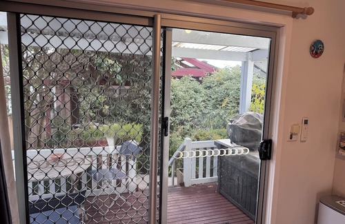 Bayswater Casa | Private Comfortable bungalow for 2