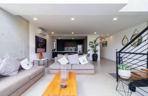 Zapopan Casa | Casa Zara Summary: La