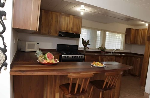 Barranca Apartamento | Jane's Beach Resort Room 1, Beach Hotel