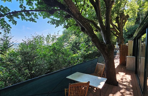 Meulan-en-Yvelines Apartamento | Beautiful loft for 2 with lovely terrace in a quiet location