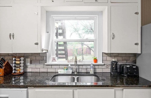 Springfield Casa | 3BD 102 Madison Ter S