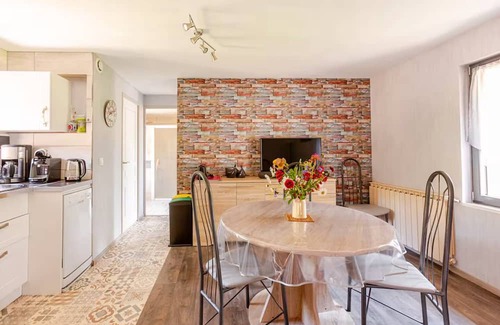 Les Cotes de Corps Cabaña | Cottage 'Le P'tit' with Lake View, Private Terrace and Wi-Fi
