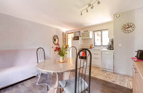 Les Cotes de Corps Cabaña | Cottage 'Le P'tit' with Lake View, Private Terrace and Wi-Fi