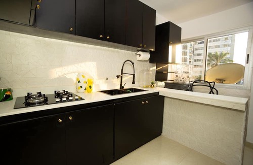 Presidence Apartamento | Cozy 1-bedroom flat in downtown Plateau-Abidjan, where nature and serenity meet.