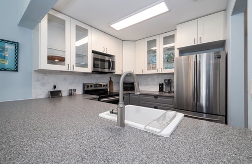 New Smyrna Beach Casa | 2 bedroom, Updated Townhome, in Golf Course neighborhood Sugar Mill