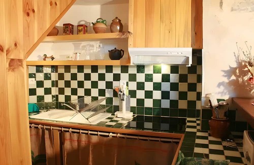 Milhars Casa | Holiday Home in a Medieval Village