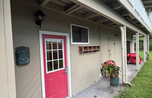 Mountain View Apartamento | Soothing 2-bedroom apartment in Mountain View, minutes from Volcano NP