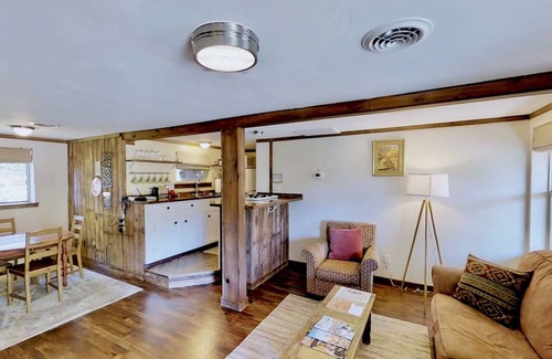 Spanish Valley Cabina | Rent all of Pack Creek Ranch. Perfect for Weddings, Events, and more!