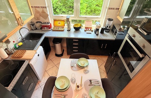 Klein Ronnau Casa | Modern vacation home with sauna, fireplace & billiards - close to the lake