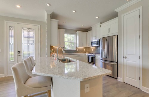 Braden River Villa | Chic Getaway in Bradenton w/Pool Access