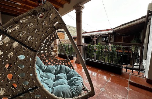 Santa María Ahuacatlán Apartamento | Hotel type room, one block from Lake 10