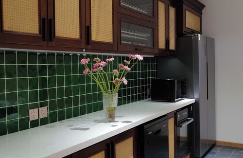 Ba Dinh Hotel | 3-bedroom hotel in lovely Westlake view in the heart of Ha Noi