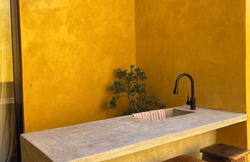 Conkal Casa | Casa Ka - Mini Hacienda Retreat with Pool + Starlink