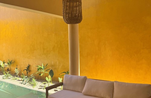 Conkal Casa | Casa Ka - Mini Hacienda Retreat with Pool + Starlink