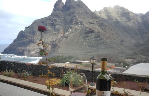 Punta del Hidalgo Apartamento | Apartment in a Privileged Setting.