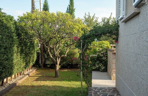Poio Casa | House with garden and terrace to enjoy with your pet - Pet Friendly