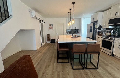 Logan Heights Casa | 3-bedroom house in welcoming San Diego with AC
