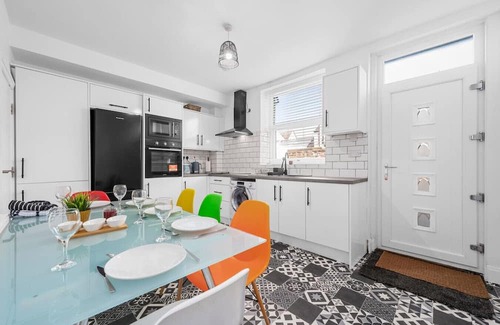 Rawtenstall Casa | Stylish Four Bedroom Home: Lancashire