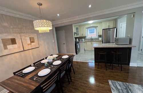 Woburn Casa | City Comfort Meets Nature – Walk to Lake & Trails