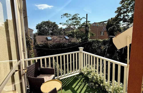 Bouvet Island Casa | Large sunny room with private bath & balcony