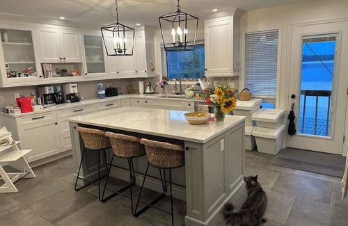 Nelson Casa | 5 Bedroom Lakefront Home w/Sauna & Office - 40 minutes to Whitewater