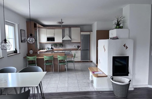 Weissenburg in Bayern Casa | Holiday Home 'Schnürleinsmühle' with Private Pool, Private Terrace and Wi-Fi