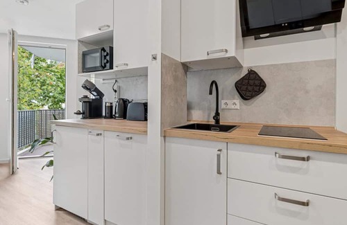 Bietigheim-Bissingen Apartamento | Modern, freshly renovated apartment with beautiful balcony in Bietigheim-Bissingen