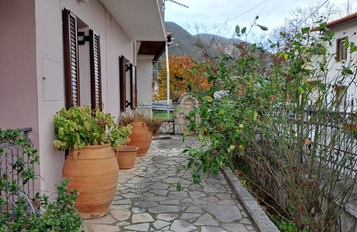 Gravia Apartamento | Kontolati’s Mountain house