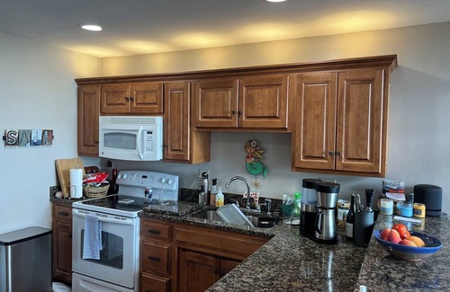 Port Clinton Condominio | Beautiful Waterfront Condo with water views of Lake Erie Islands.