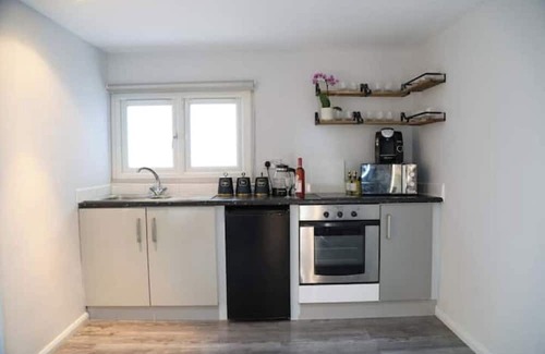 Wraysbury Casa | Shreem Homes! Charming home in Wraysbury!