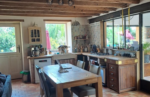 Ballon-Saint-Mars Cama Y Desayuno | Rent rooms in the countryside. Ideal for everyone.
