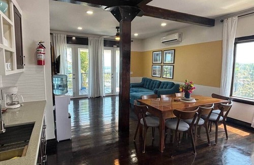 Cayo Corker Villa | 360 Suites: Seaside 6 Bedroom Retreat